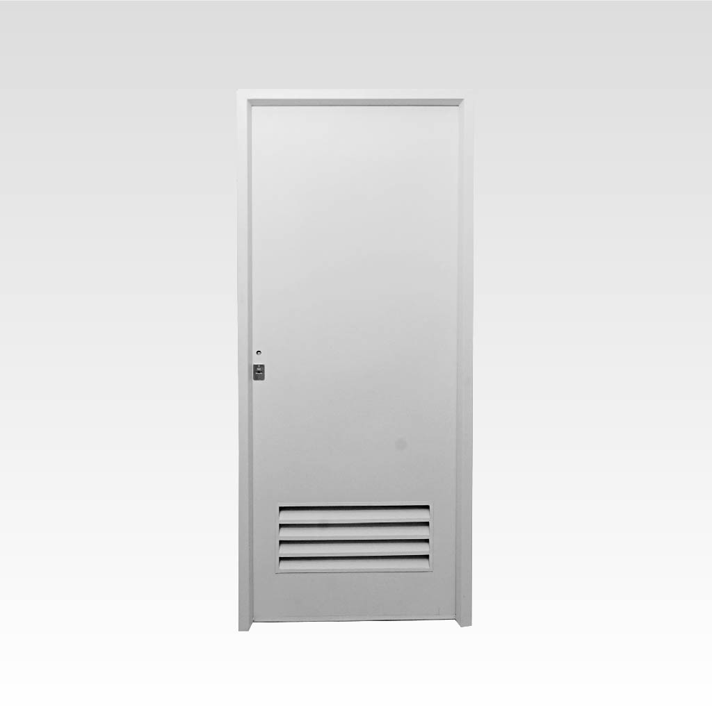Puerta con rejilla de ventilacion.